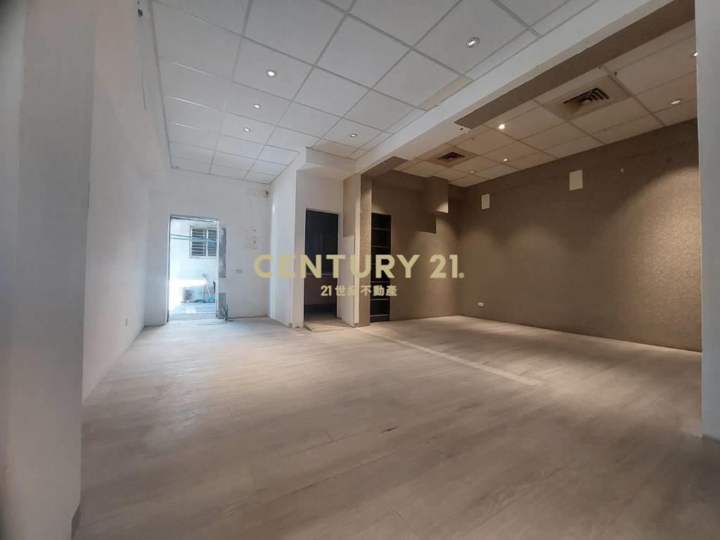 松仁金店面(租7)