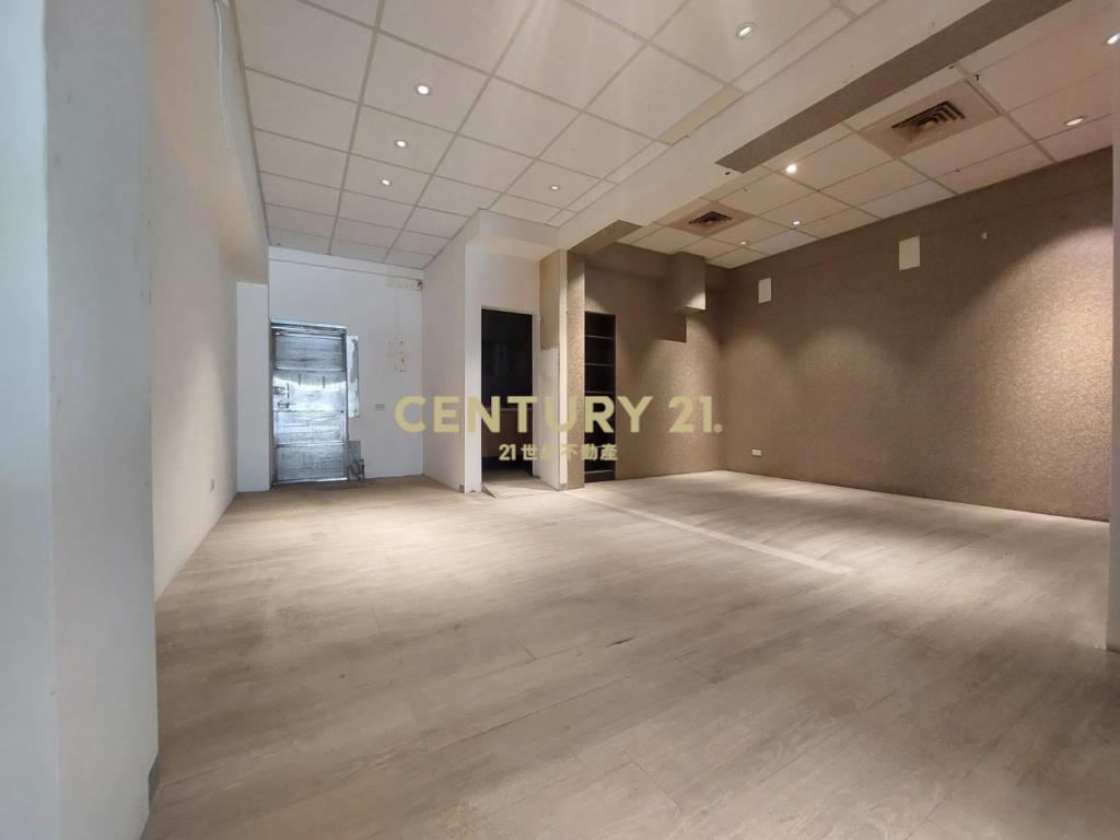 松仁金店面(租7)