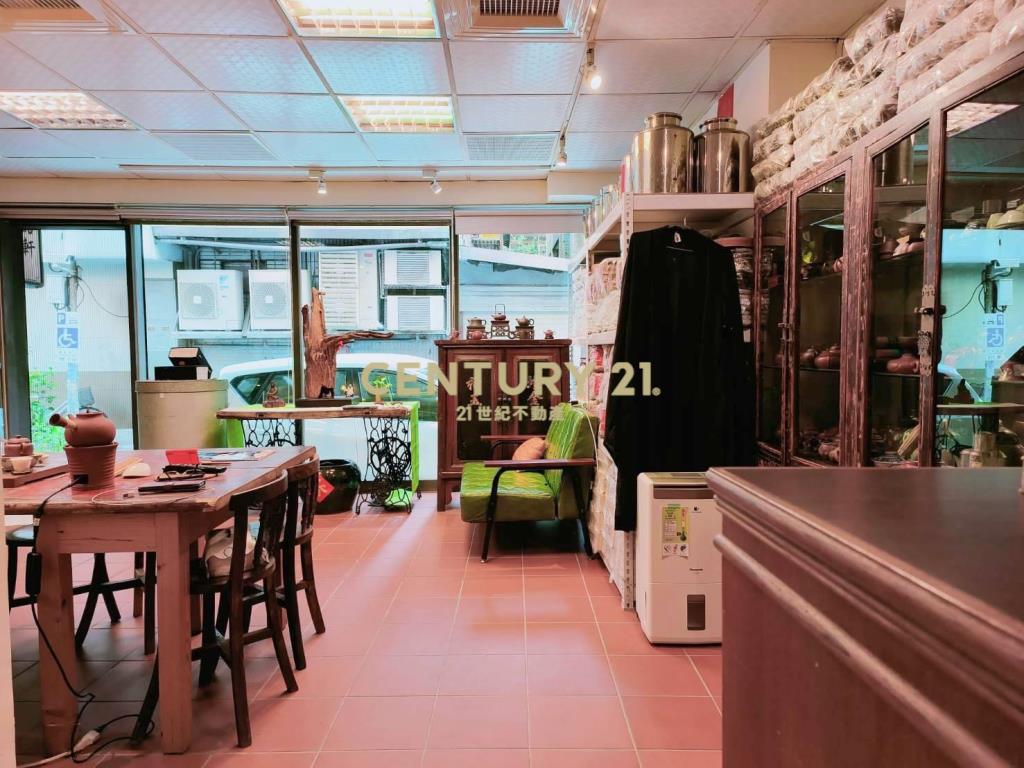 總站商圈店辦(A12)