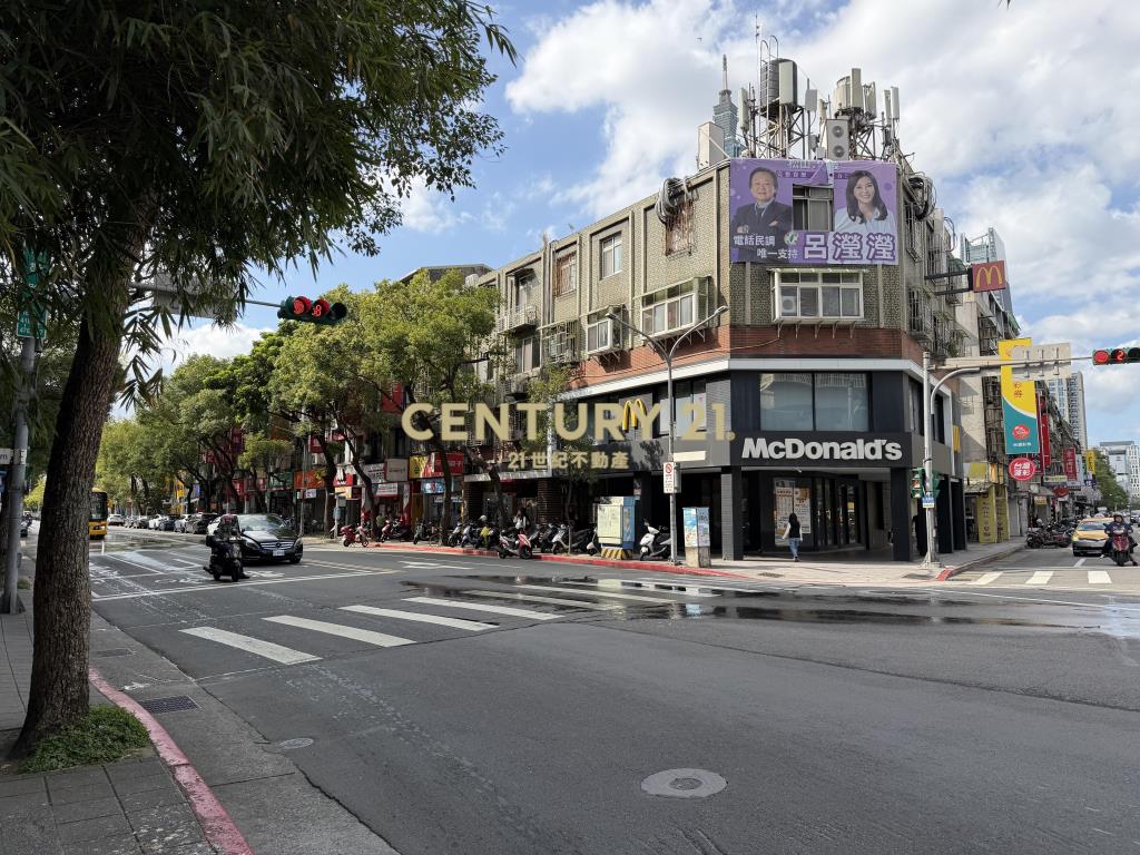 松仁金店面(租13)