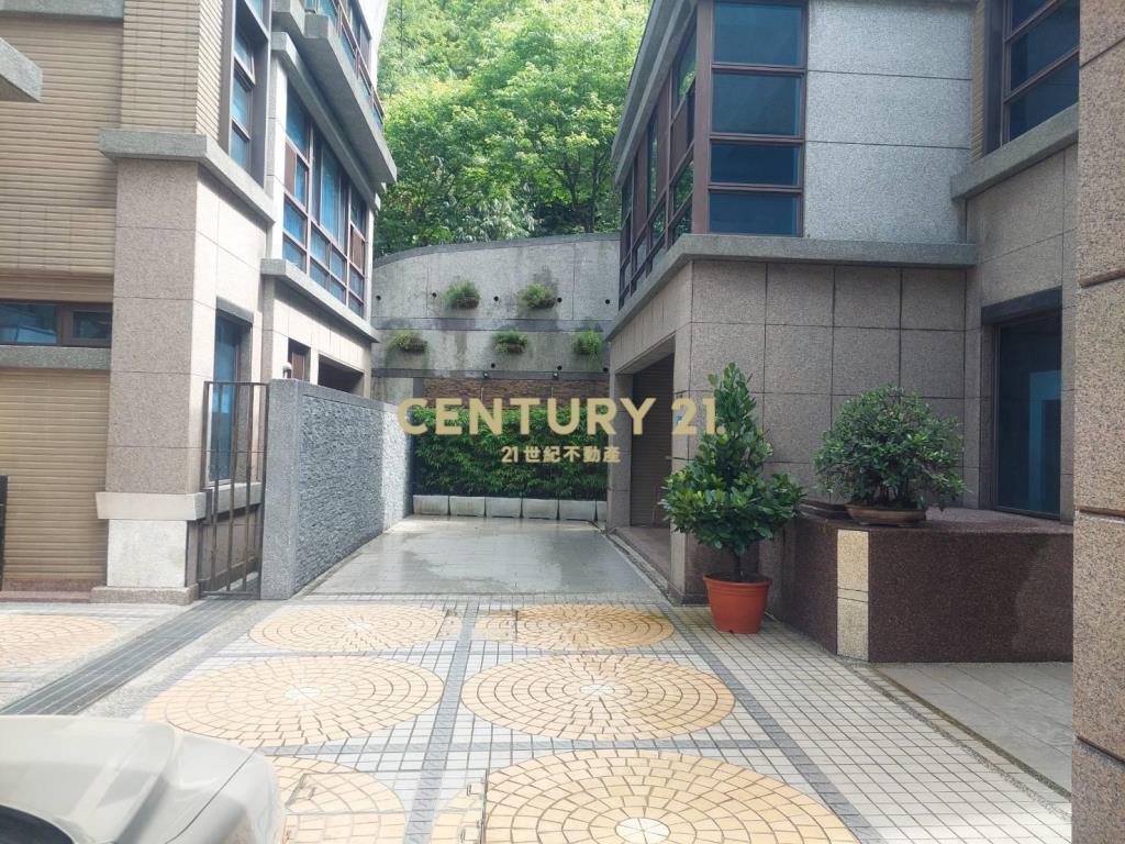 山水花園電梯別墅(B218)