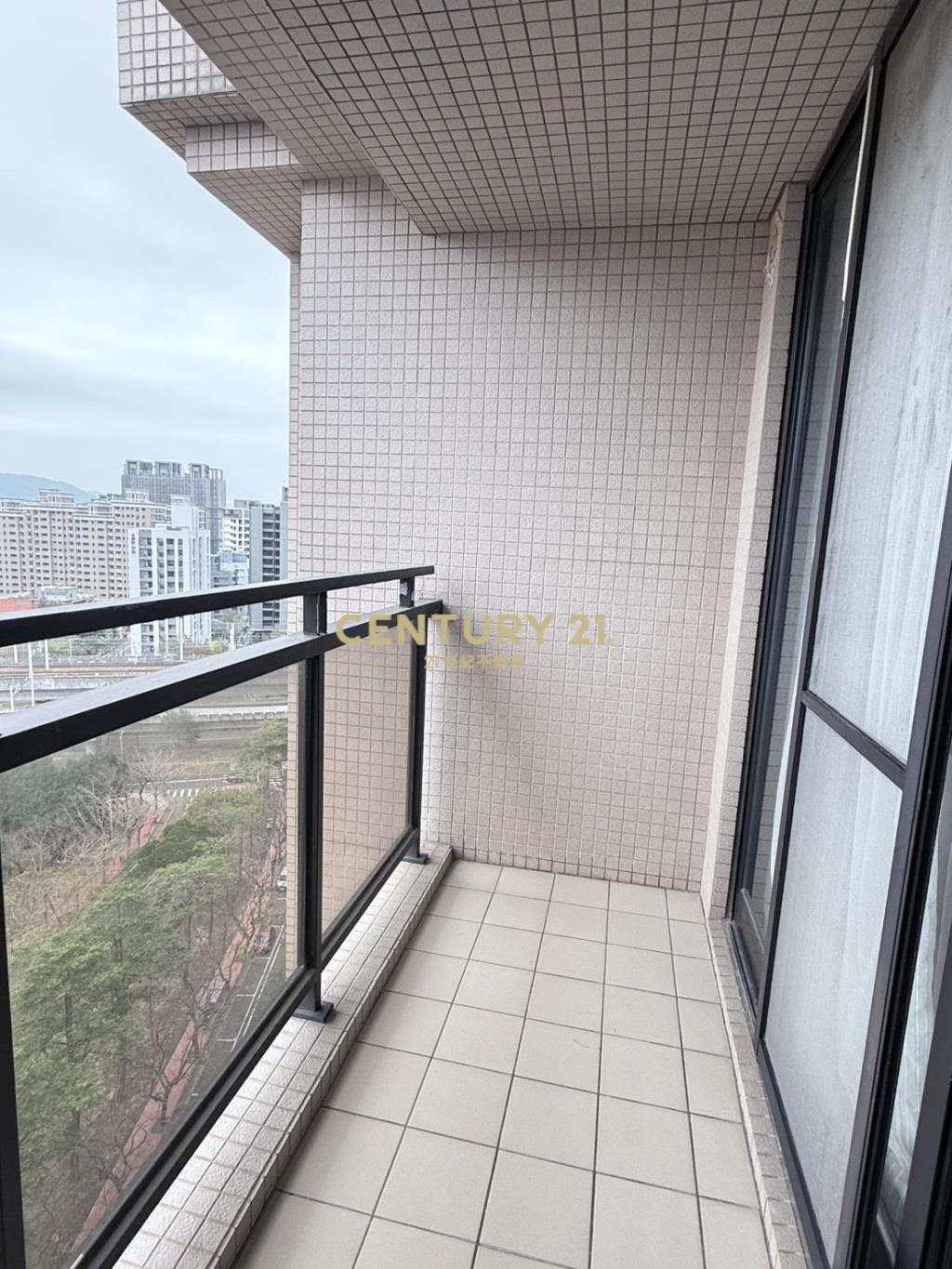 iPARK高視野美三房(A106)