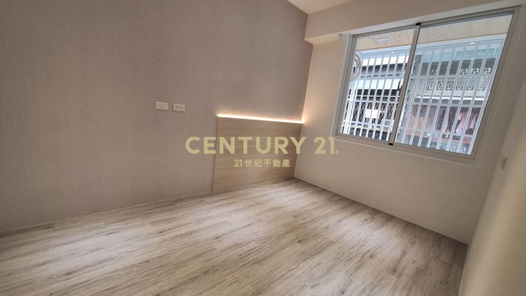 博愛美妝3樓(B73)