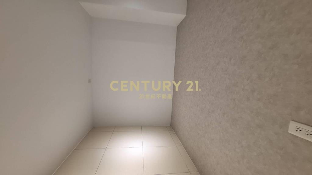 博愛美妝3樓(B73)