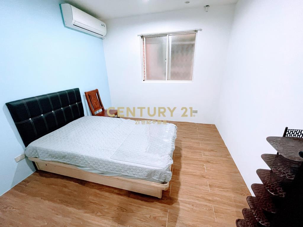 總站透天收租套房(租12)