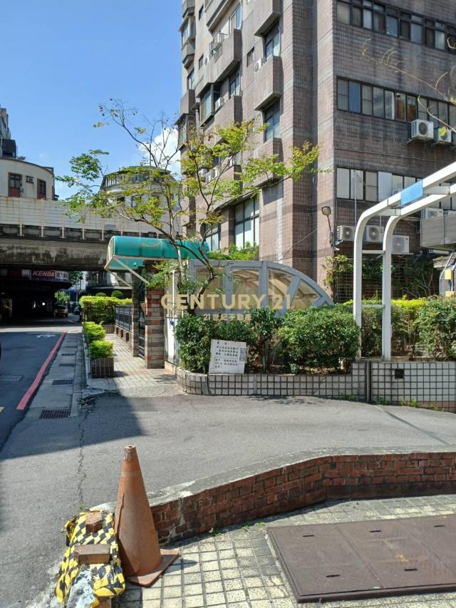 重安高層景觀三房(B225)