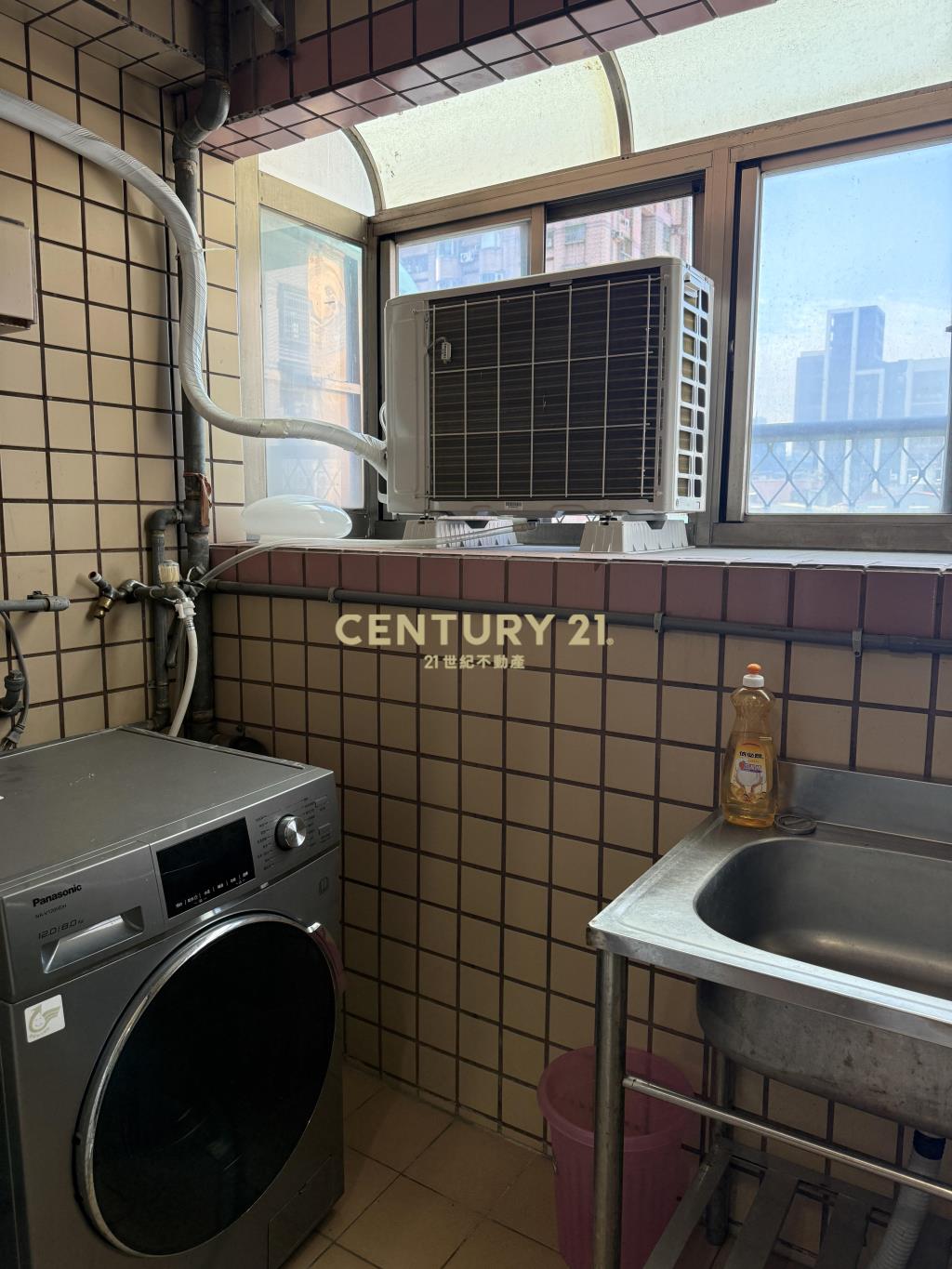 景平捷運電梯大套房(租38)