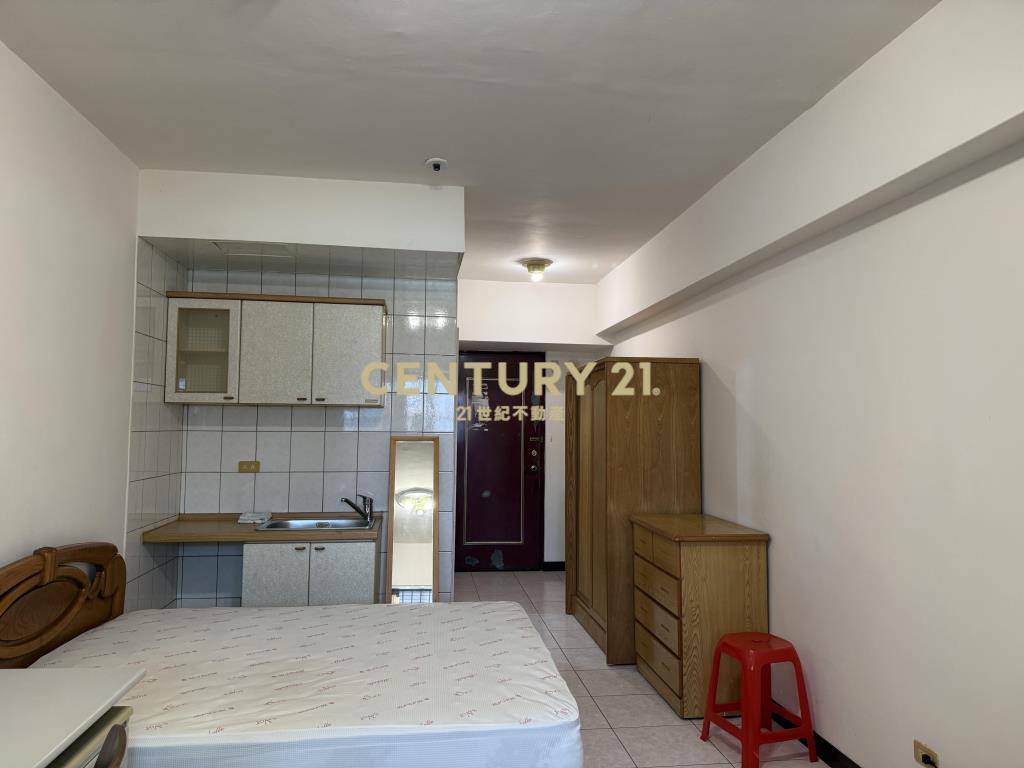 景平捷運電梯大套房(租38)