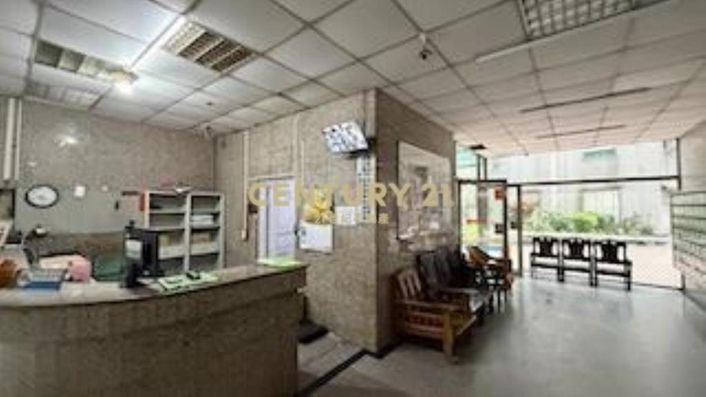 八里電梯美3房(B262)