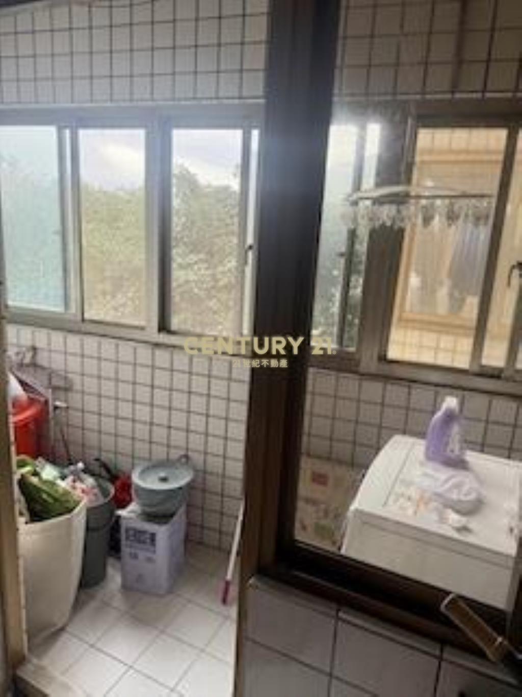 八里電梯美3房(B262)