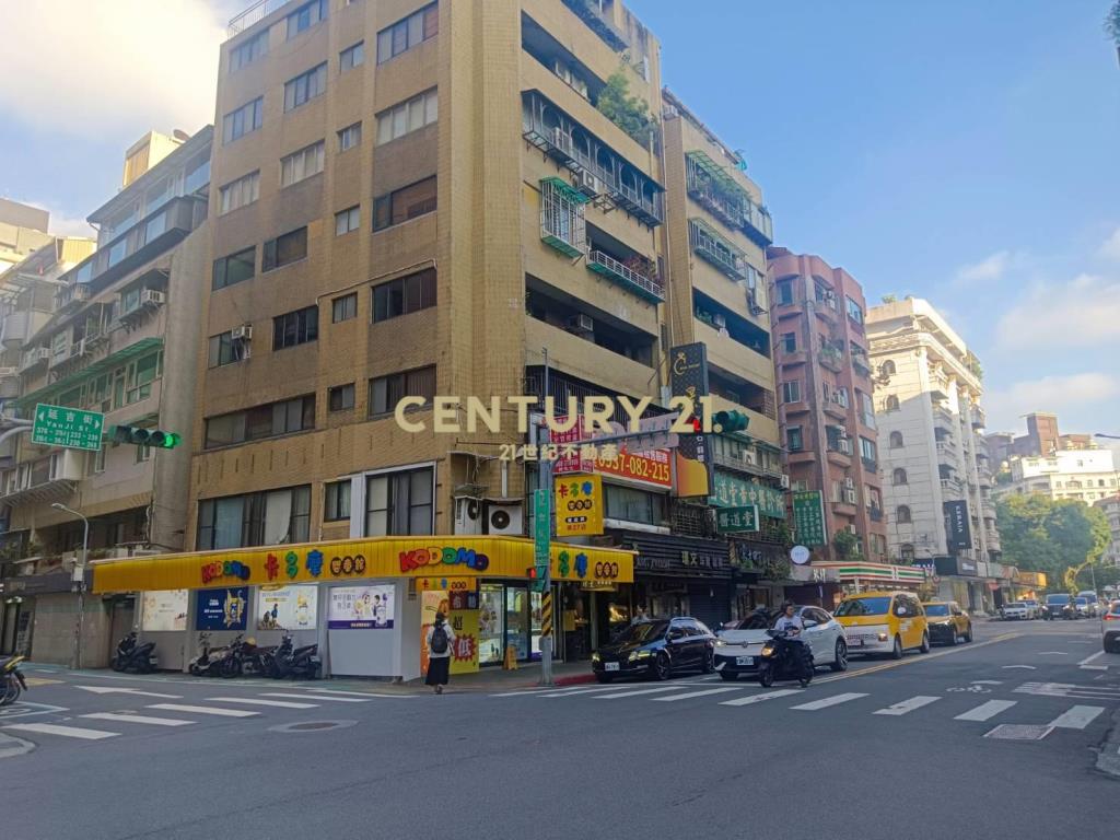 仁愛國泰△金店(B15)