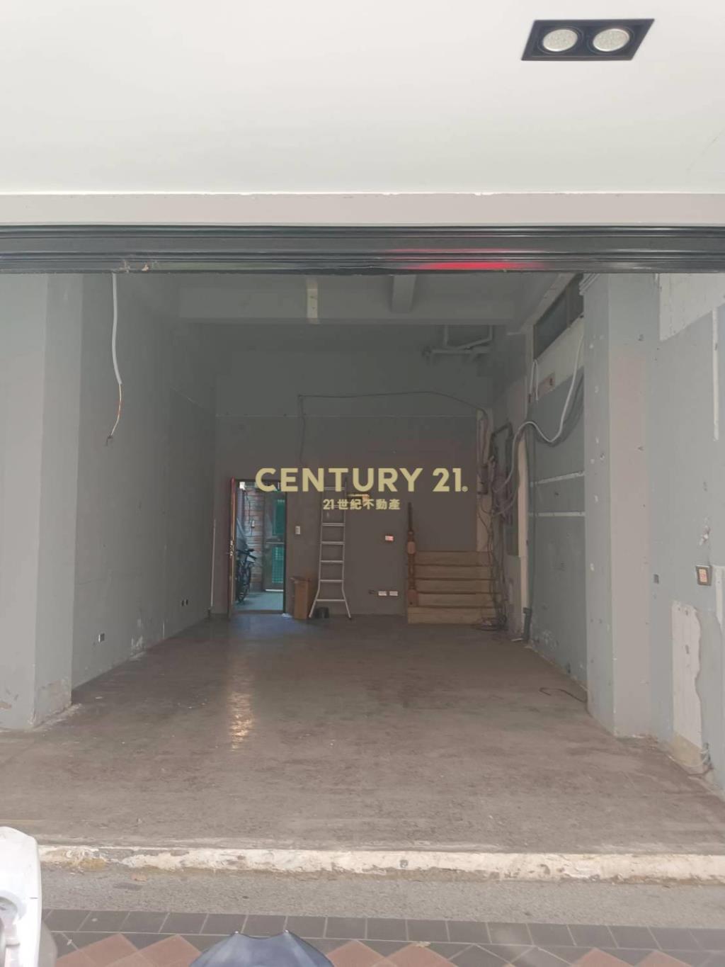 莊敬金店(租15)