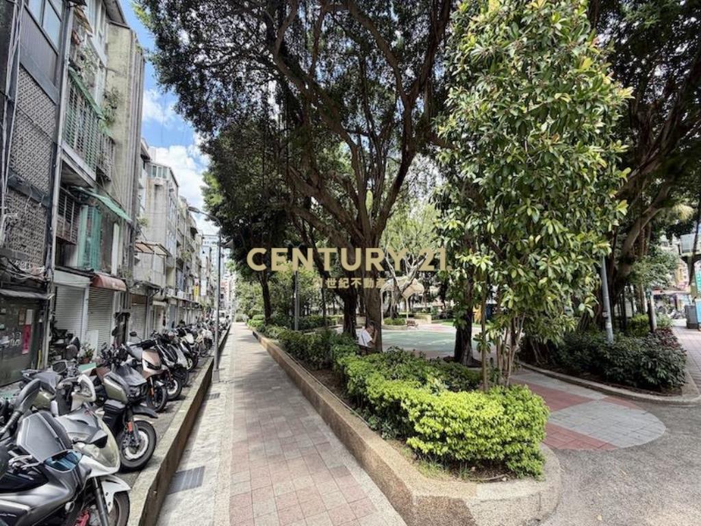 南京三民三角店面(B17)