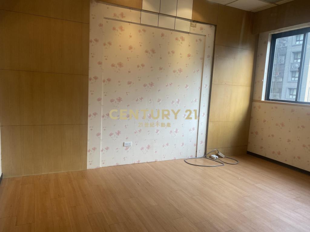 長春美廈獨立1房(租23)