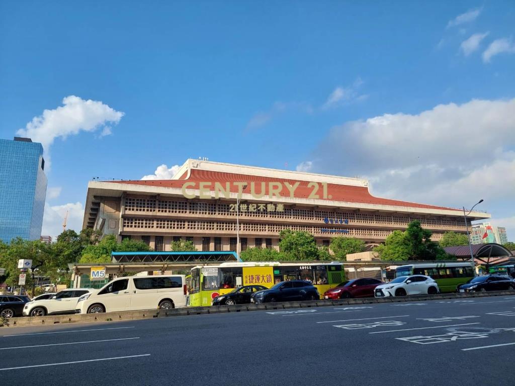 北車黃金透天店面(A23)