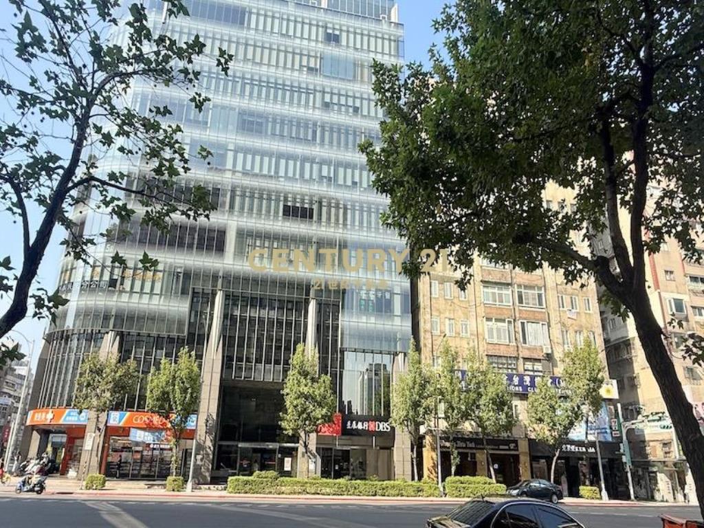 南京小巨蛋金店面(B18)