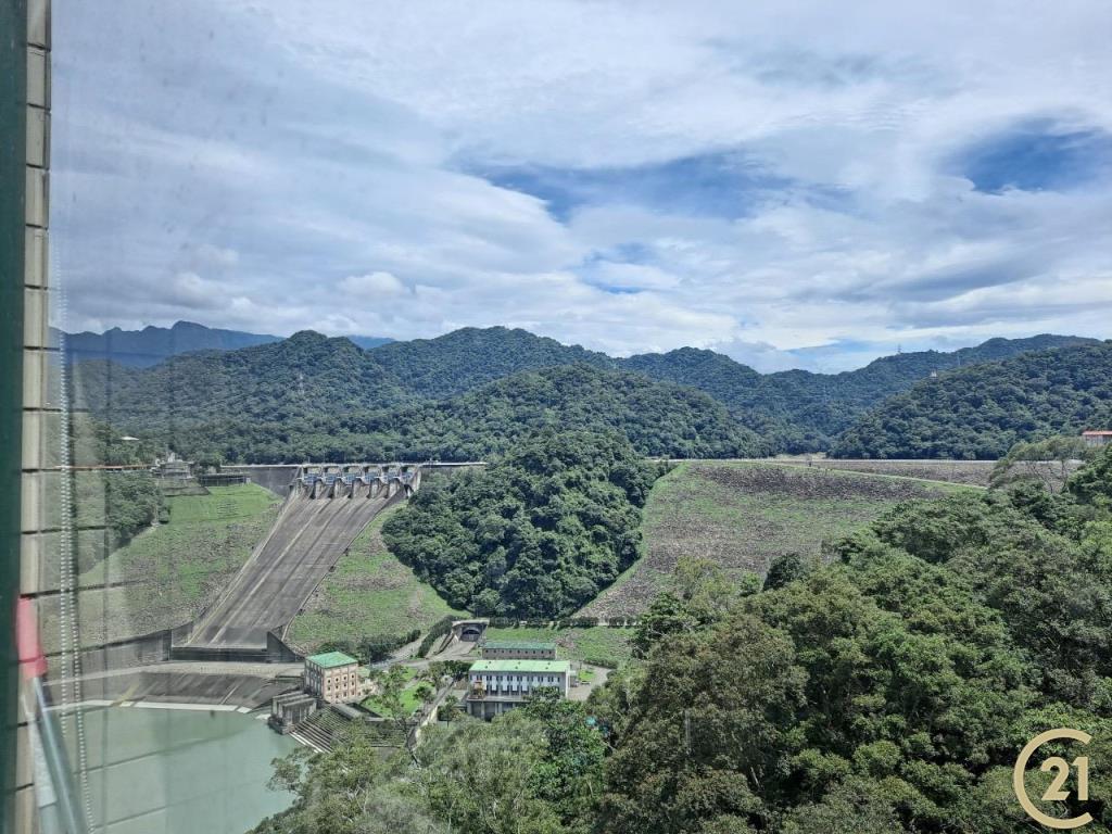 【外02】水庫壩頂景觀套房