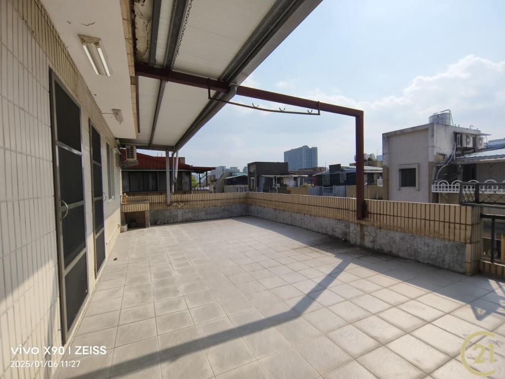 【032】麗山邊間公寓頂佳