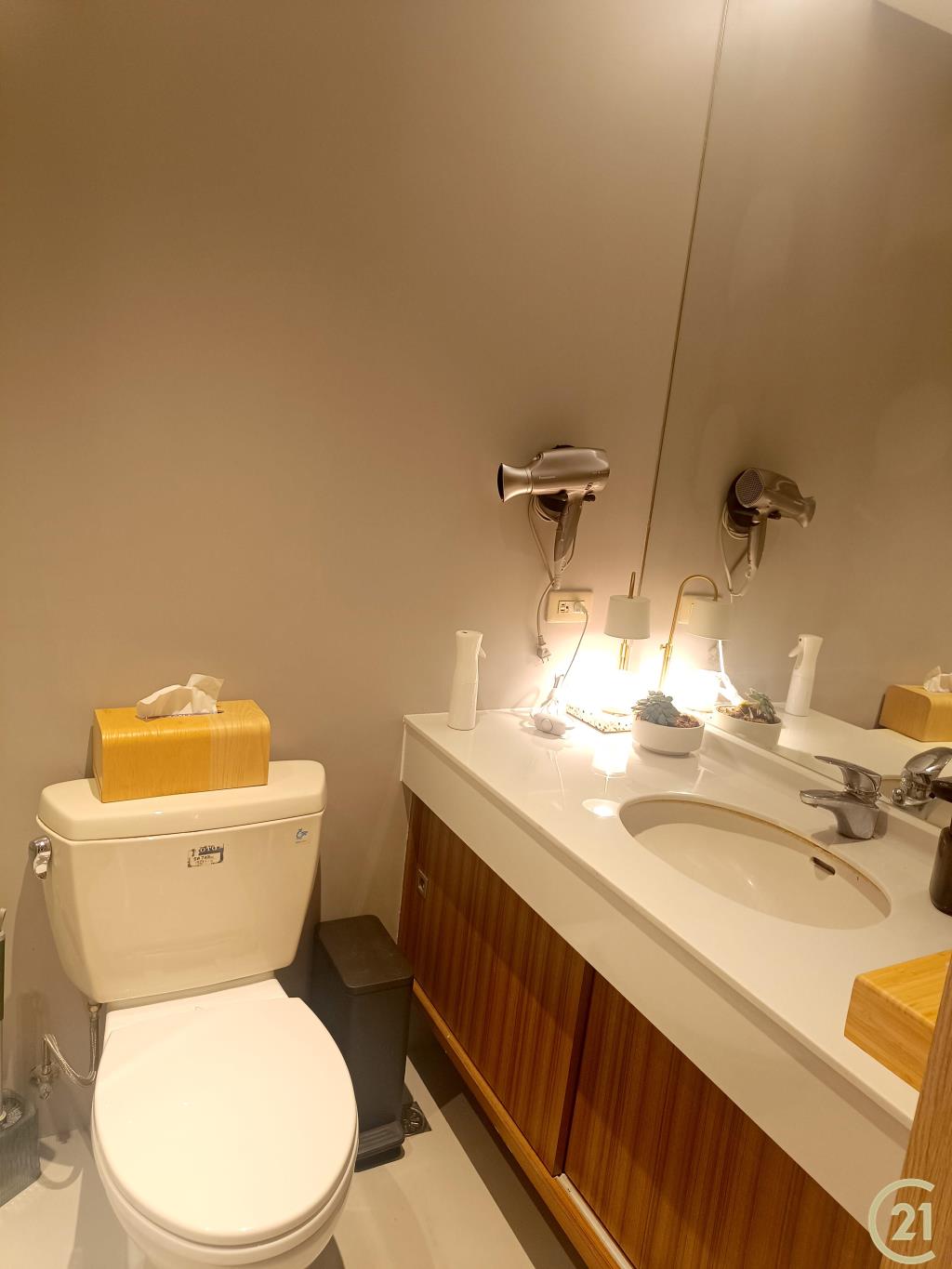 【049】內湖站商用金店面