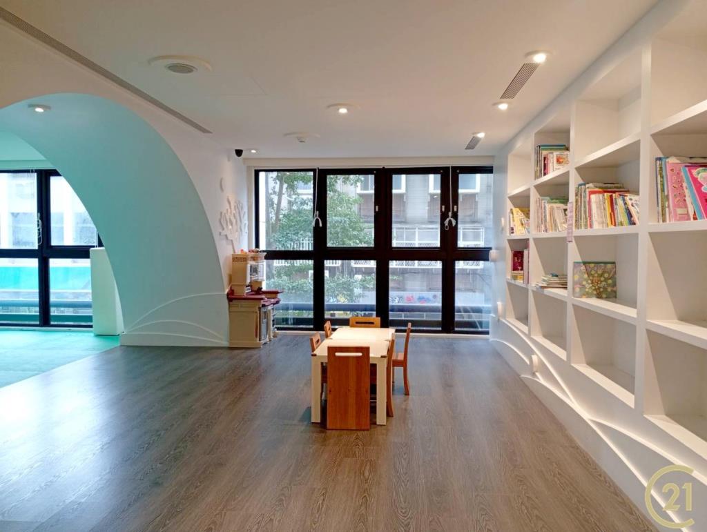 【租19》碧湖君鄰雅舍車位