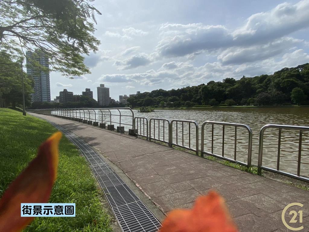 【租19》碧湖君鄰雅舍車位