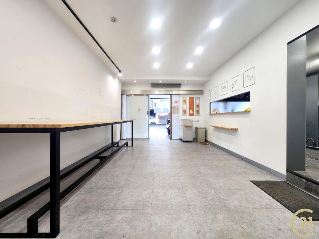 【租22》捷運內湖站金店面