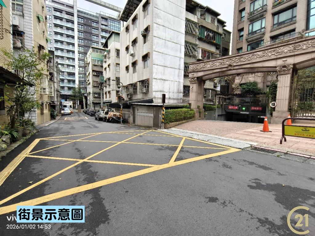 【租11】原人坡平大車位