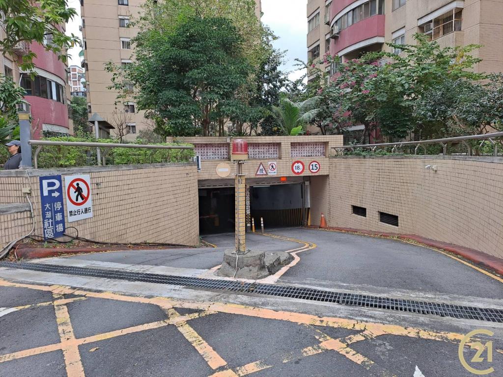 【051】大湖國宅電梯三房