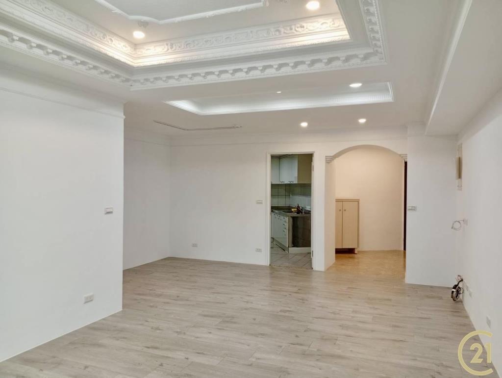 【050】捷運大湖天廈車位