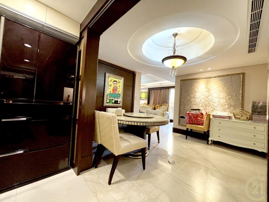 【外25》新莊凡登高樓二房