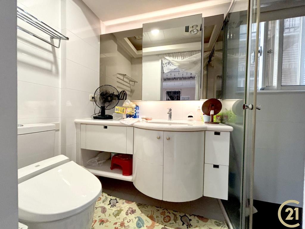 【外25》新莊凡登高樓二房