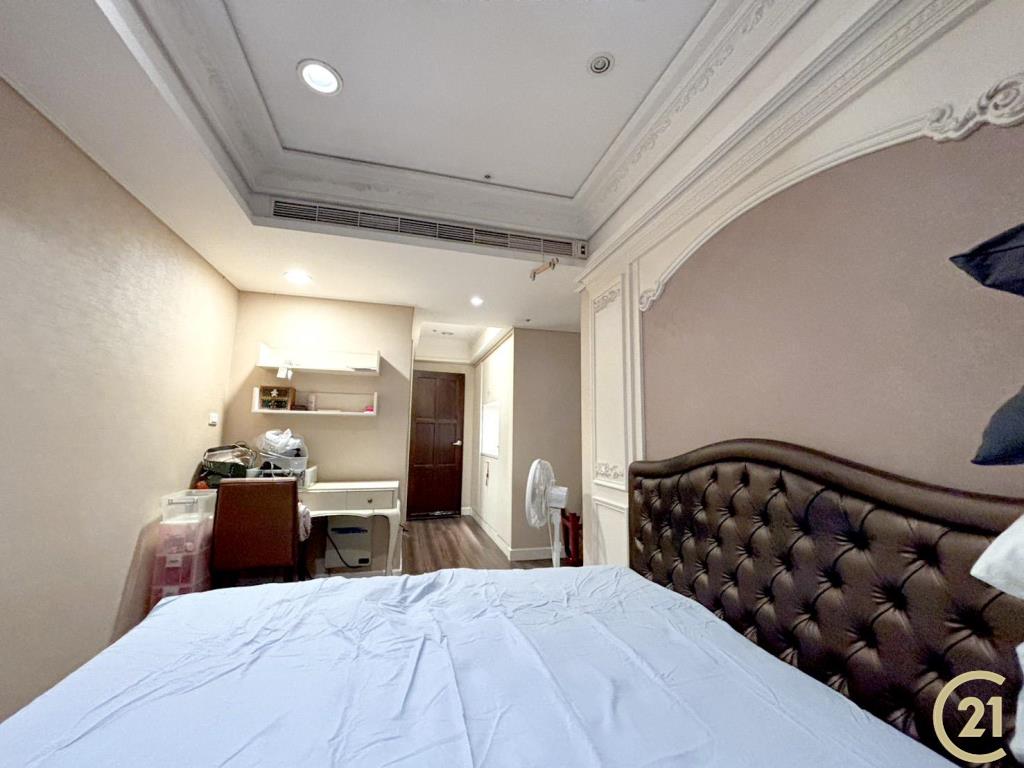 【外26》新莊凡登四房附車位