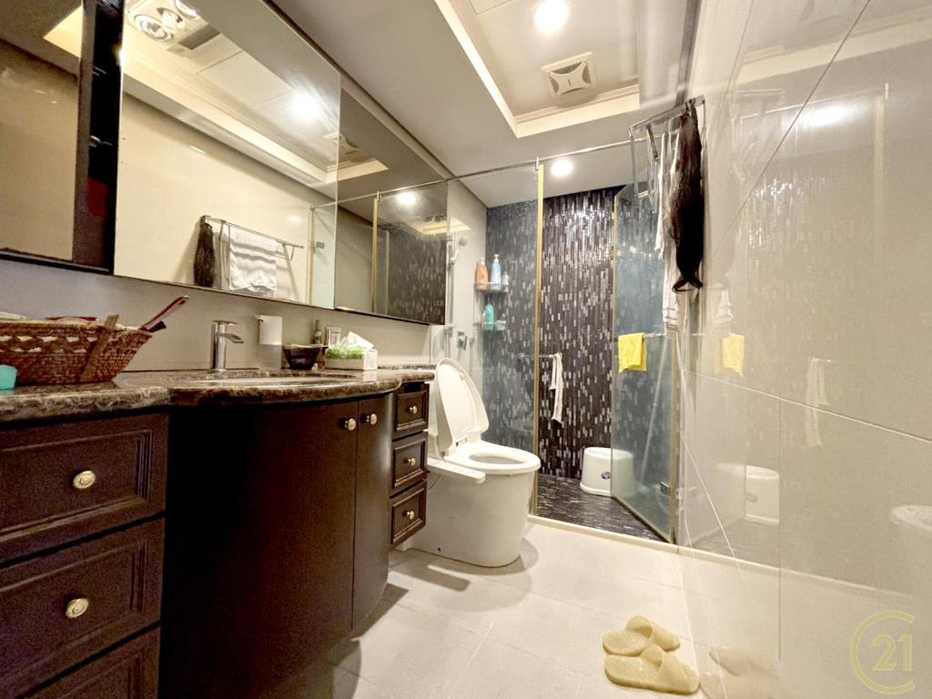 【外26》新莊凡登四房附車位