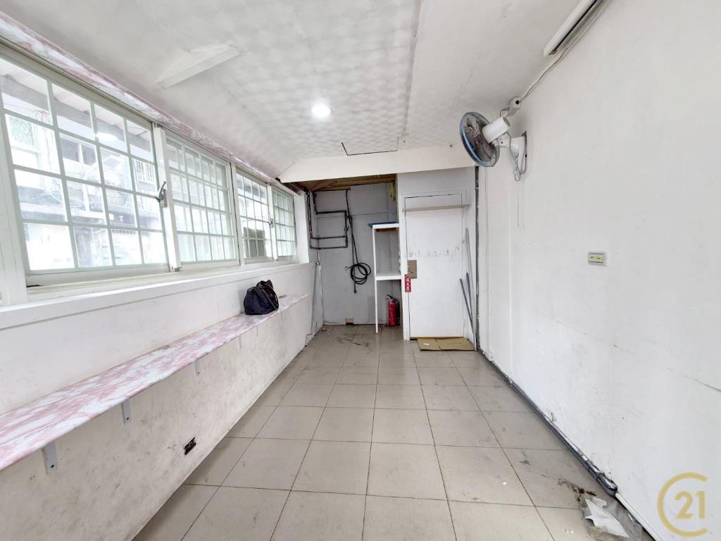 【租20】西湖捷運分租店面