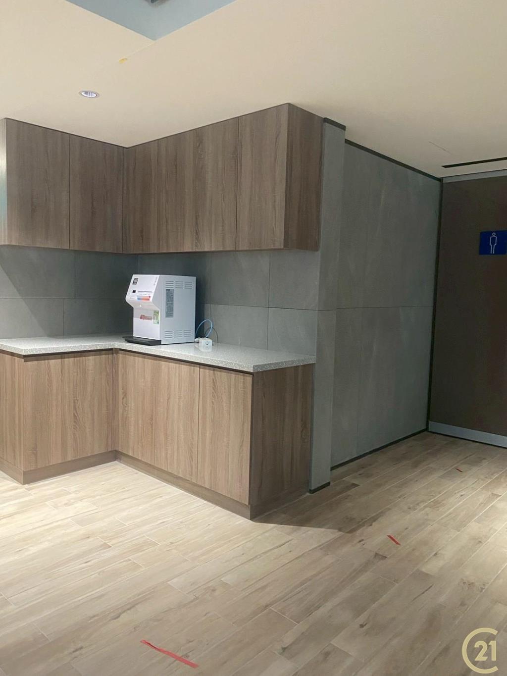 【租17】內科新湖辦公大樓