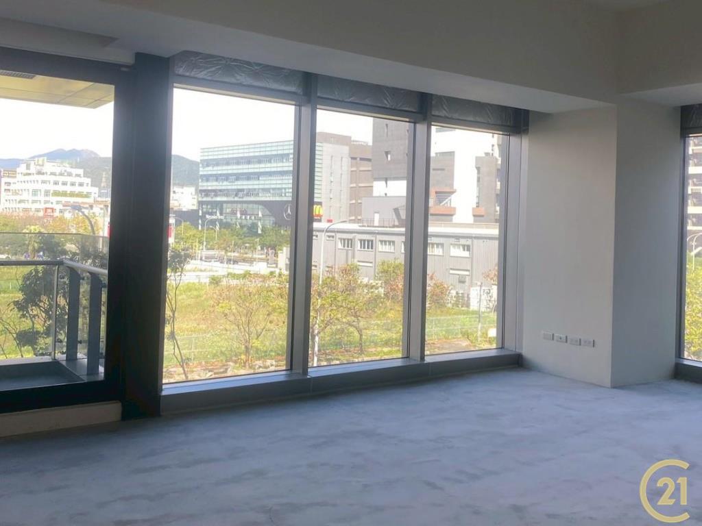 【租18】內科全新辦公室