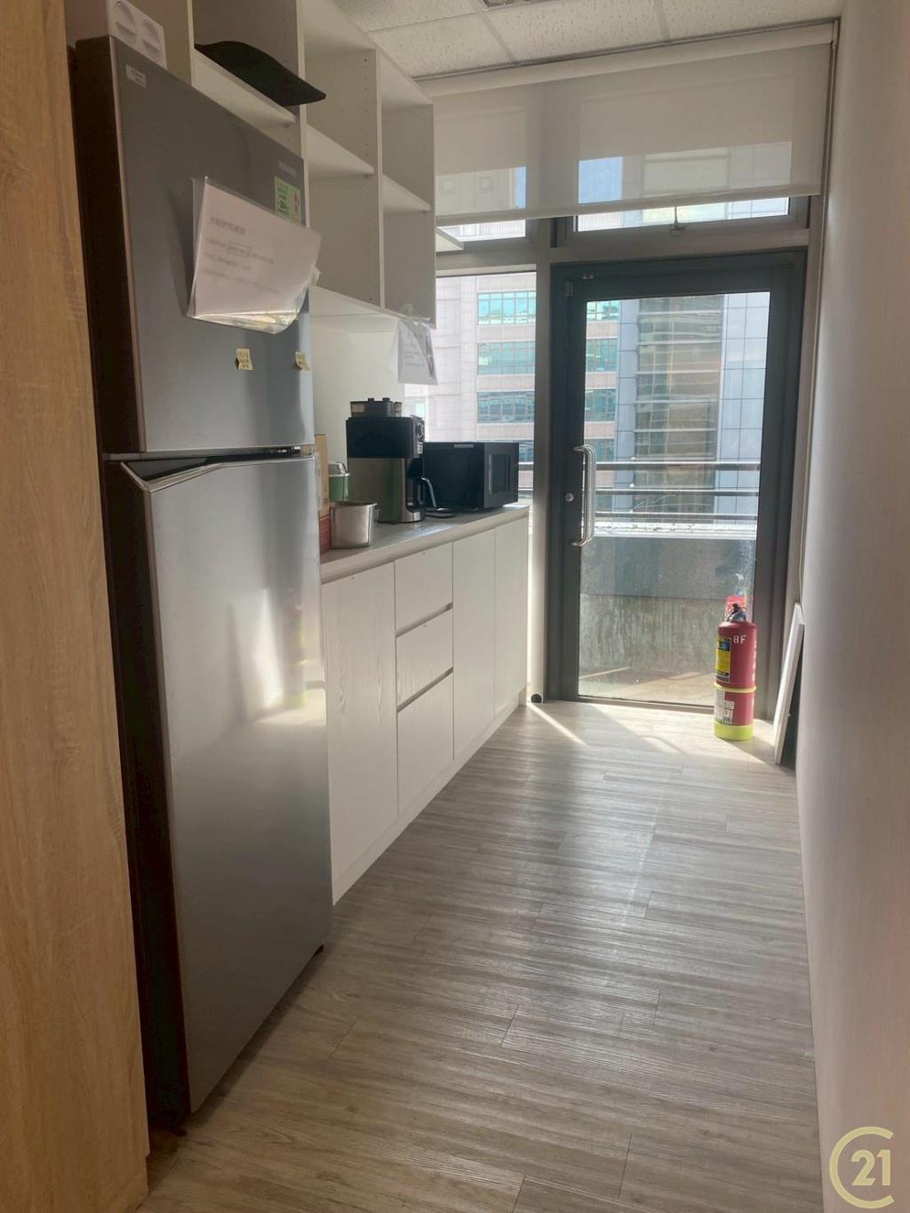 【租19】內科基湖辦公大樓