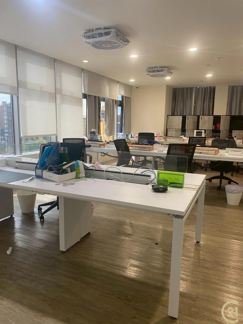 【租19】內科基湖辦公大樓