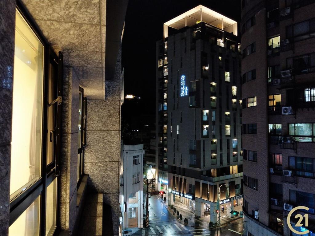 【租15》碧湖君鄰