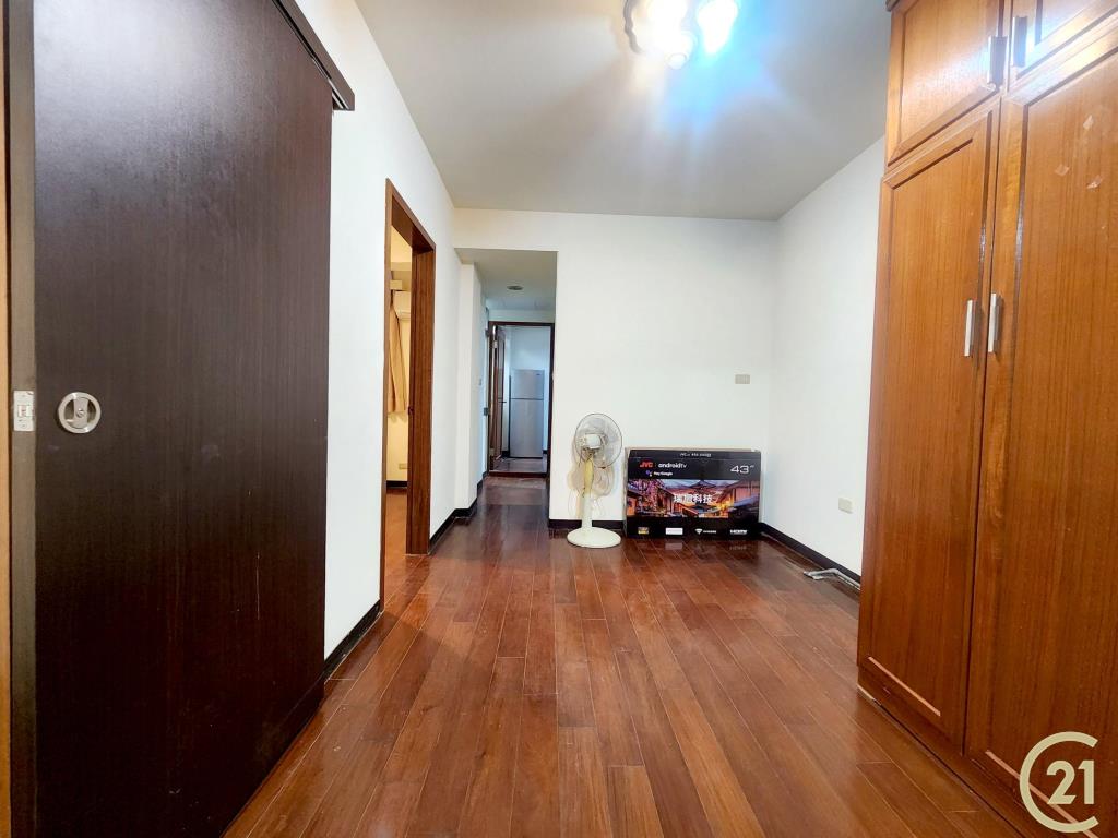 【005】內湖捷運方正兩房