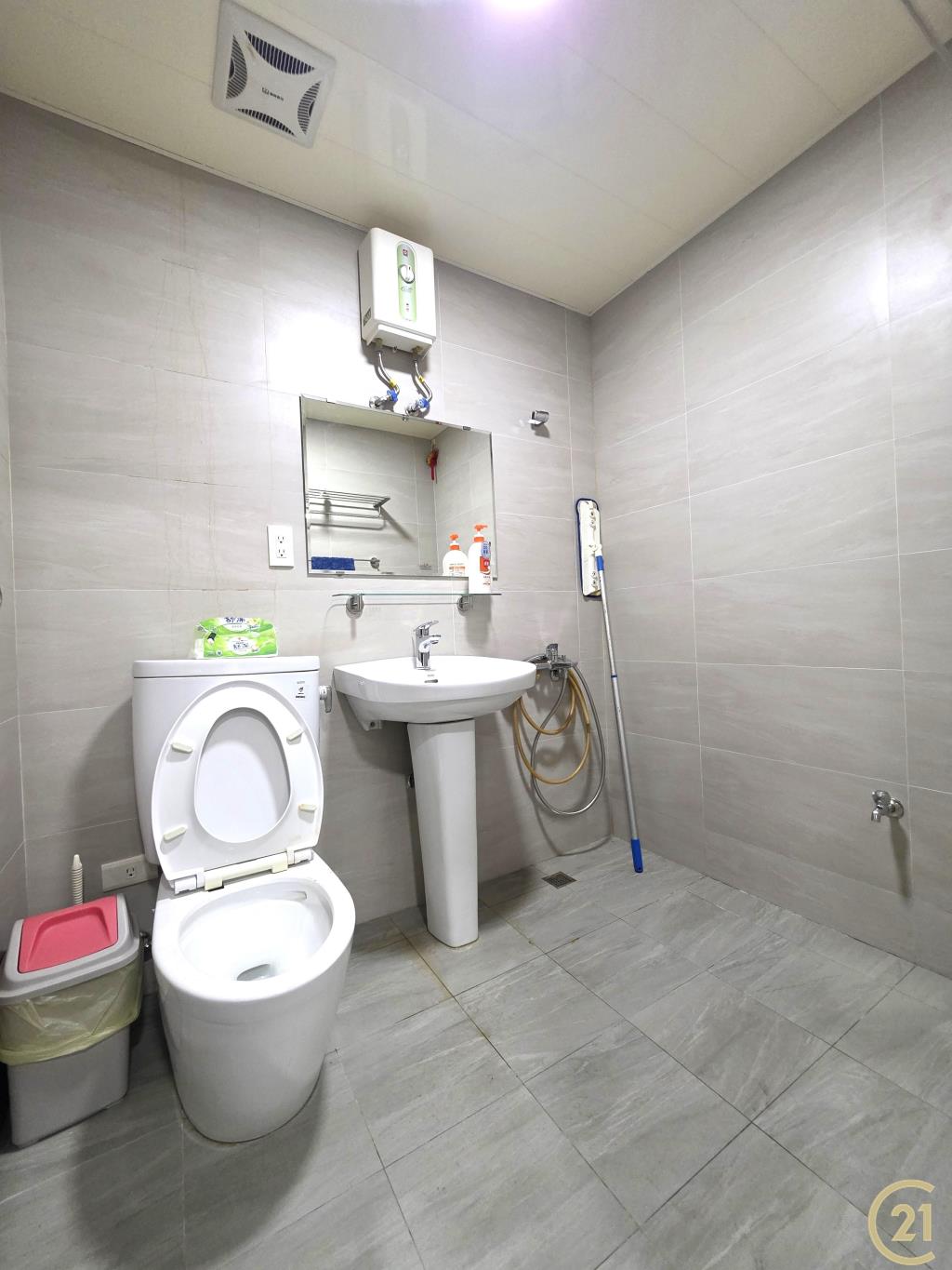 【租12》內科旁住辦2樓