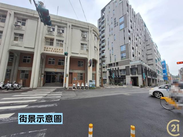 【062】捷運時尚君品店面