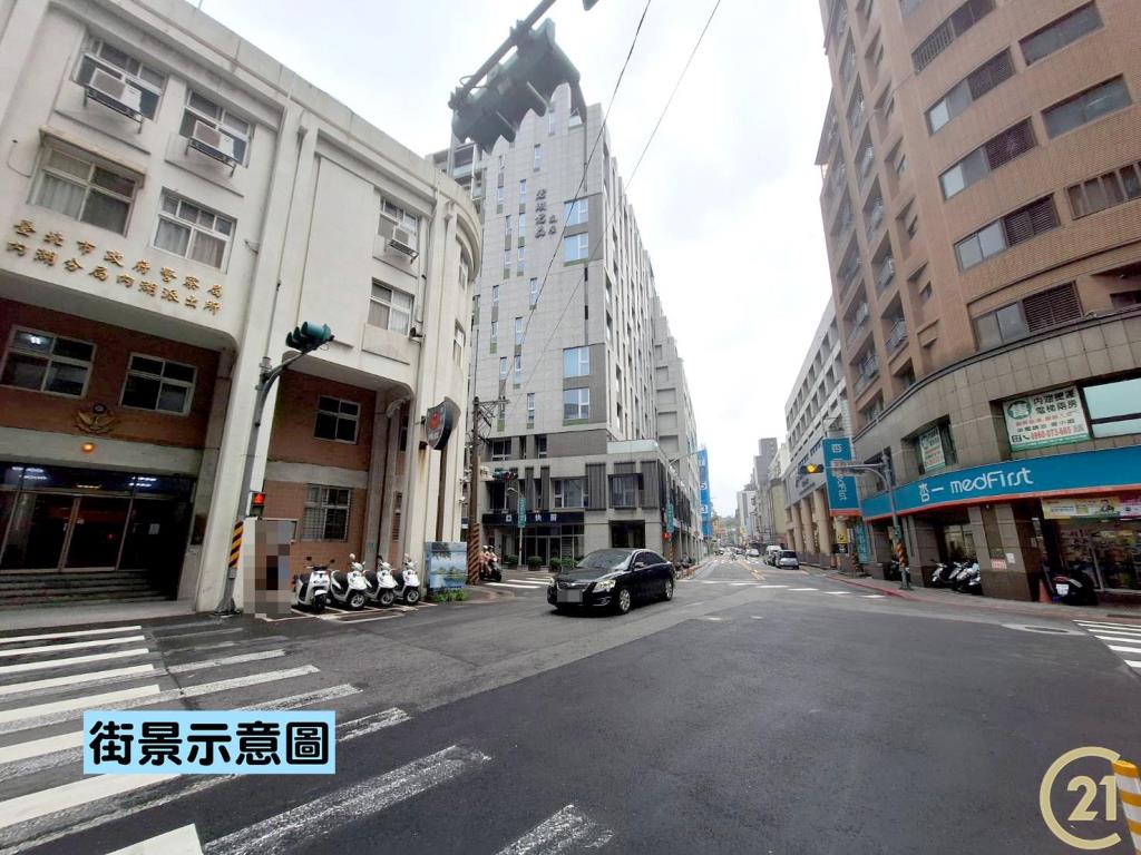 【062】捷運時尚君品店面