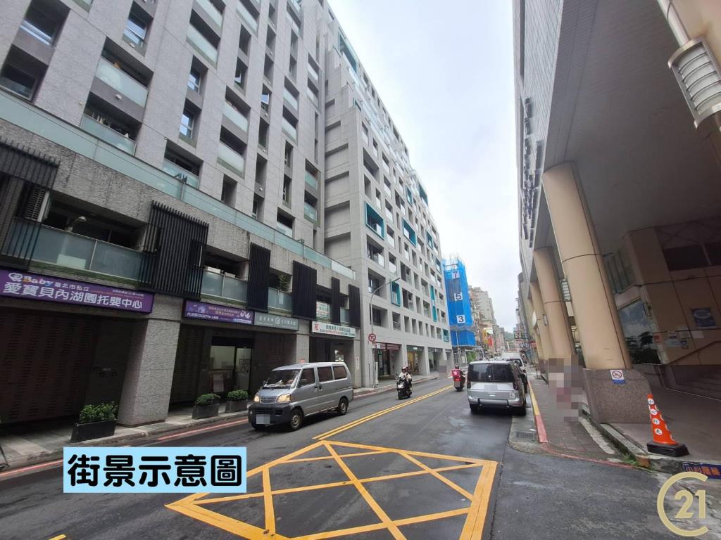 【062】捷運時尚君品店面