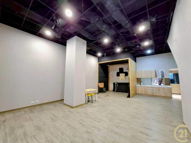 【045】四期挑高黃金店面