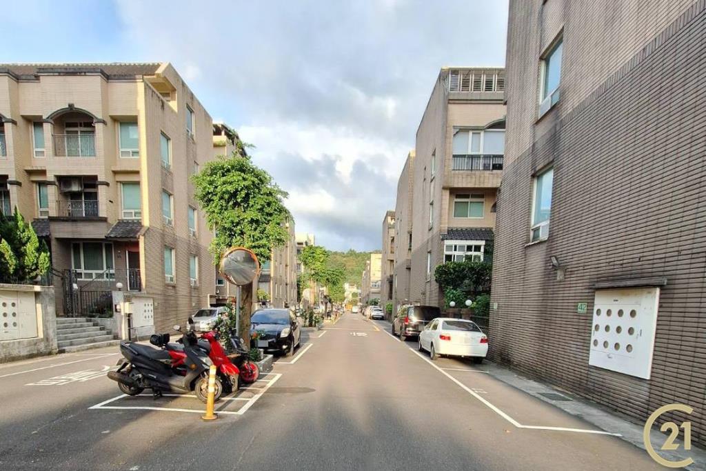 【外40》華納社區透天厝