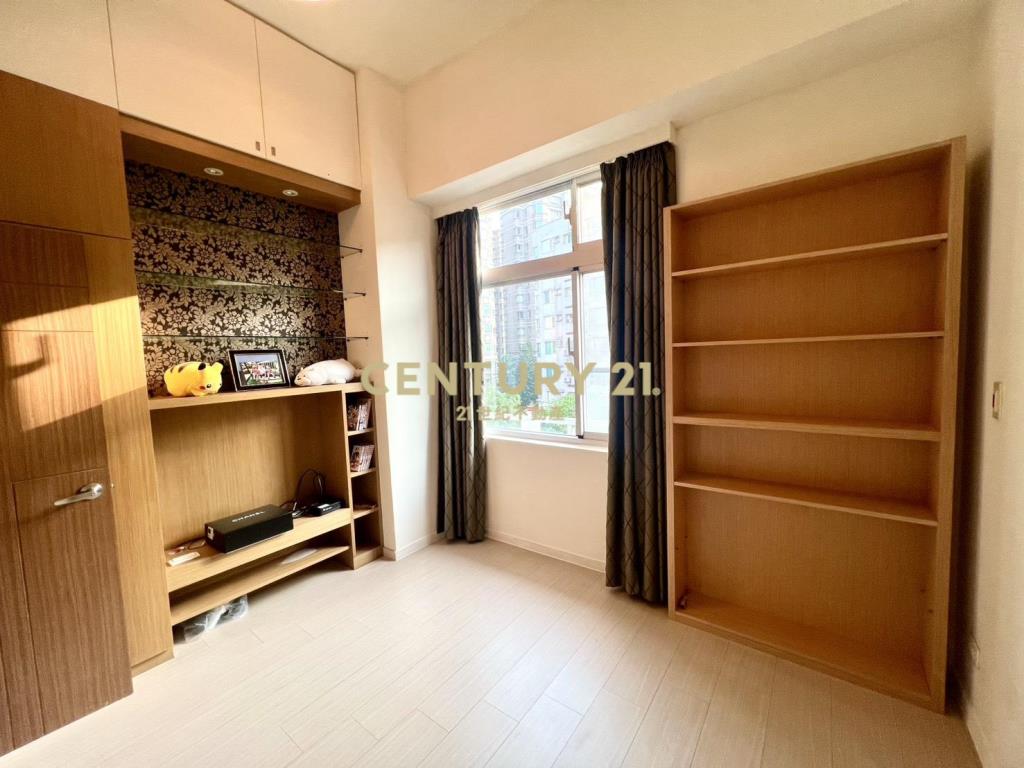 美麗華2面採光邊間電梯