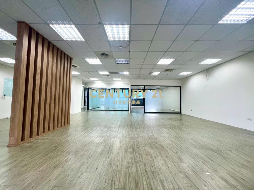 捷運3分一層一戶高檔辦公