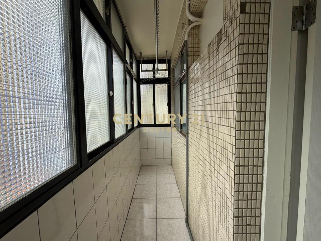 737巷公寓3樓