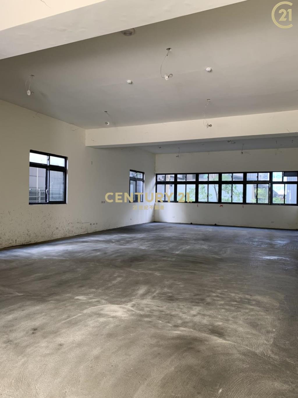 內湖安美河景商辦